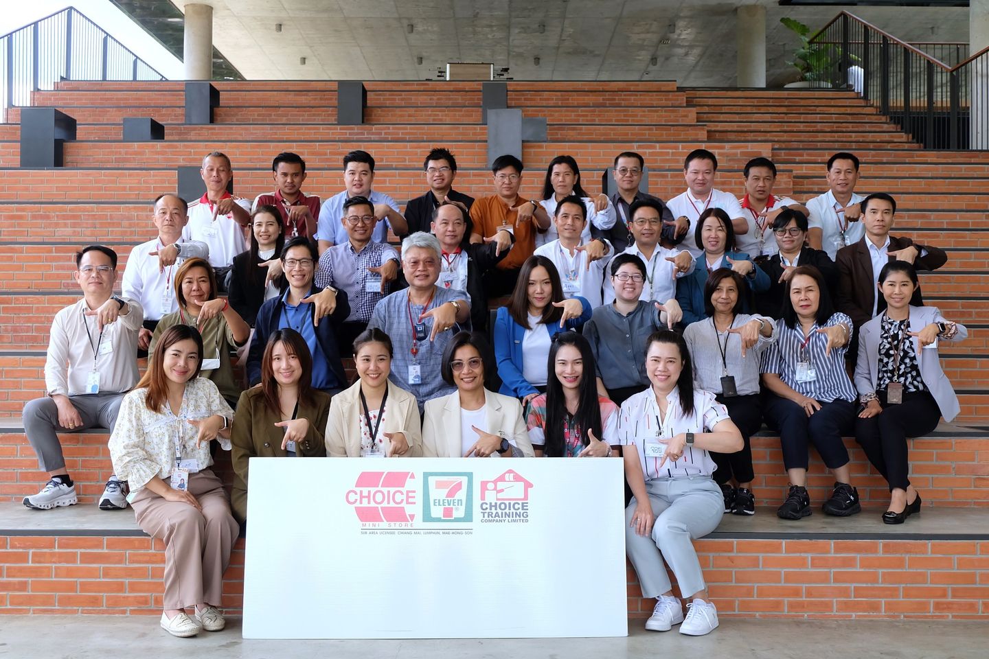 คณะรัฐศาสตร์ฯ มช. จัดโครงการ In-House Training ในหัวข้อ “การพัฒนาการสื่อสารอย่างสร้างสรรค์” ให้แก่บุคลากรบริษัท ชอยส์ มินิสโตร์ จำกัด